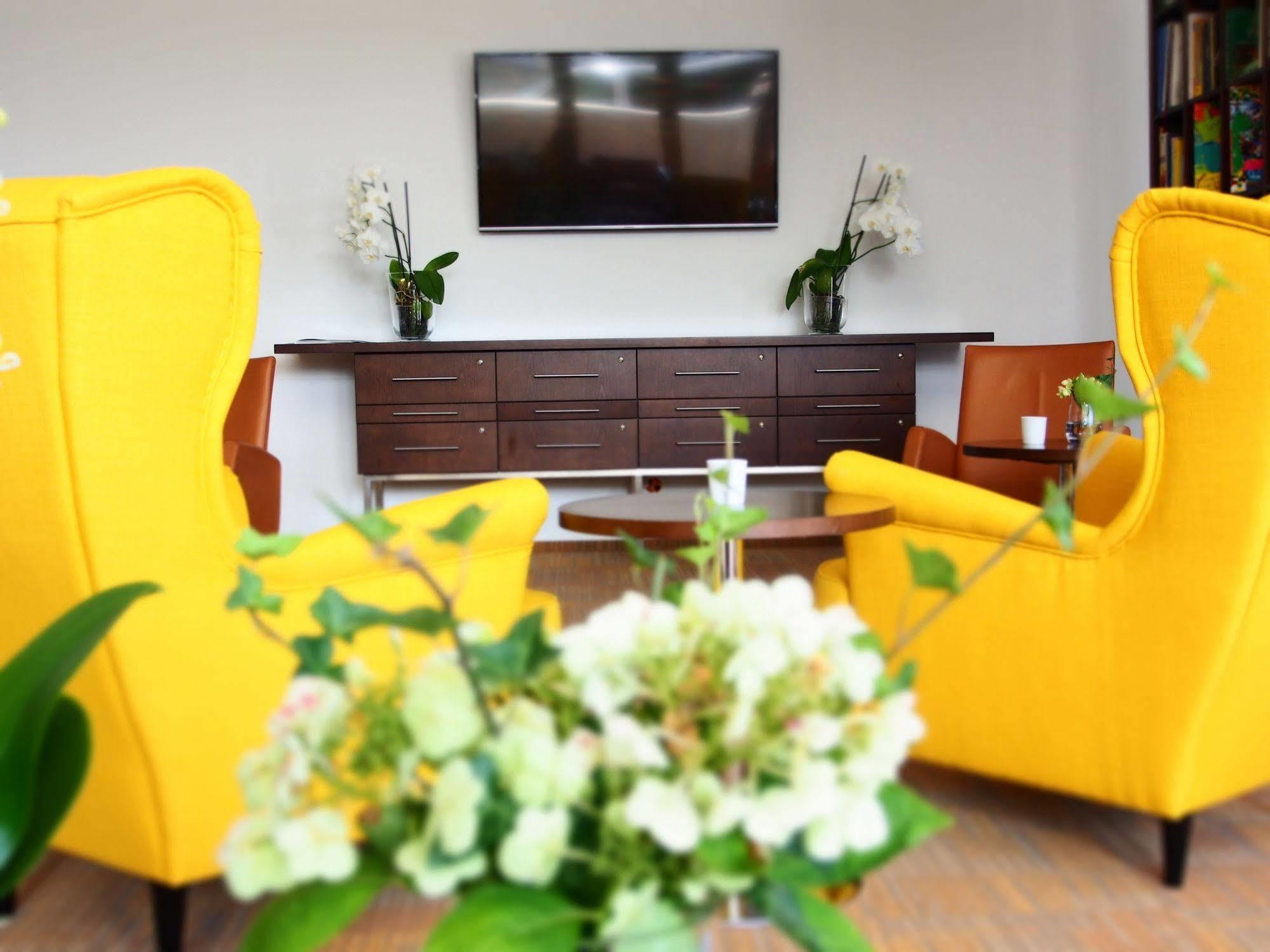 Das Wildeck Hotel & Restaurant Abstatt Luaran gambar