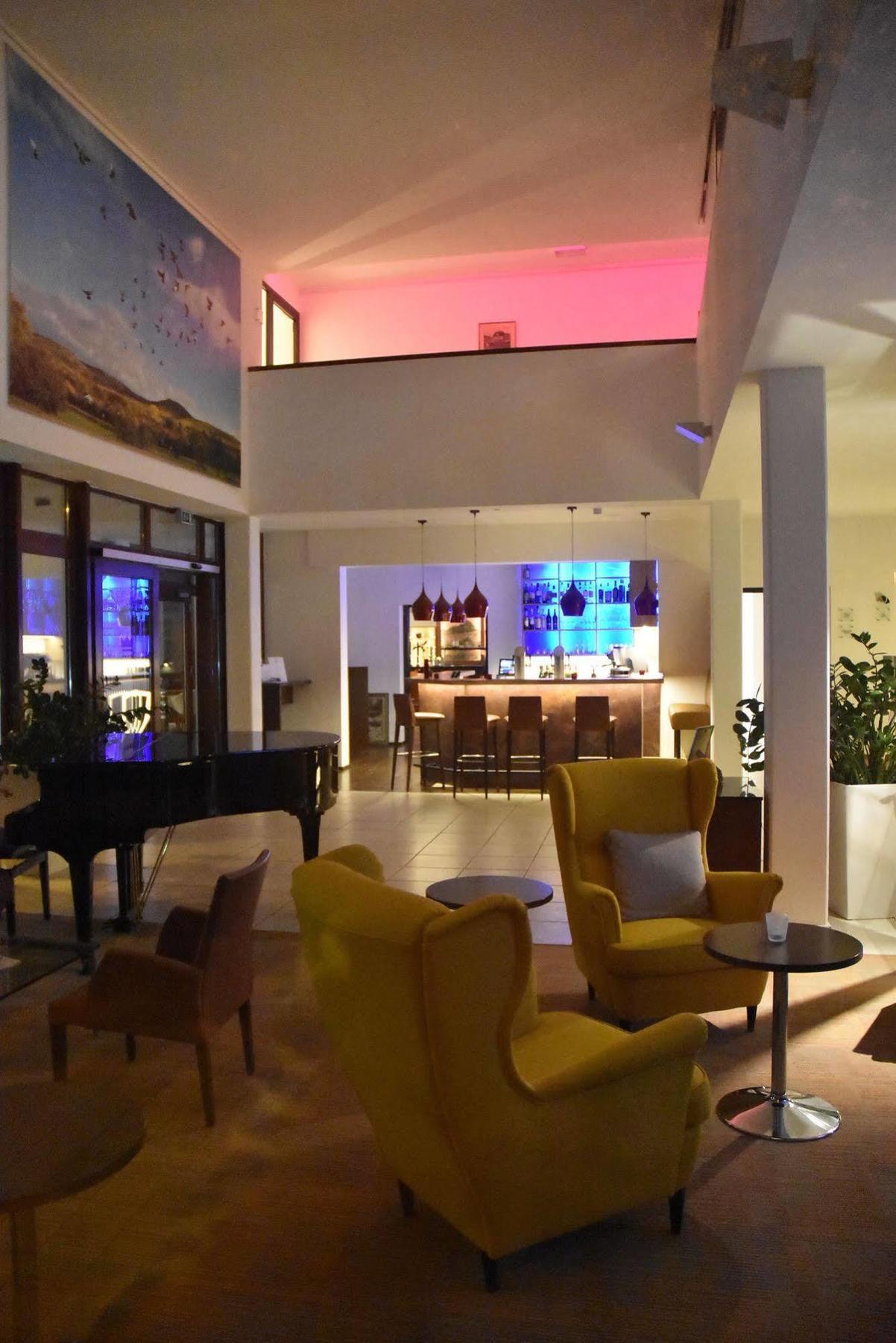 Das Wildeck Hotel & Restaurant Abstatt Luaran gambar