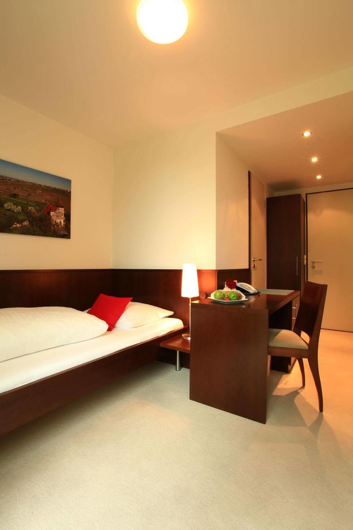Das Wildeck Hotel & Restaurant Abstatt Luaran gambar